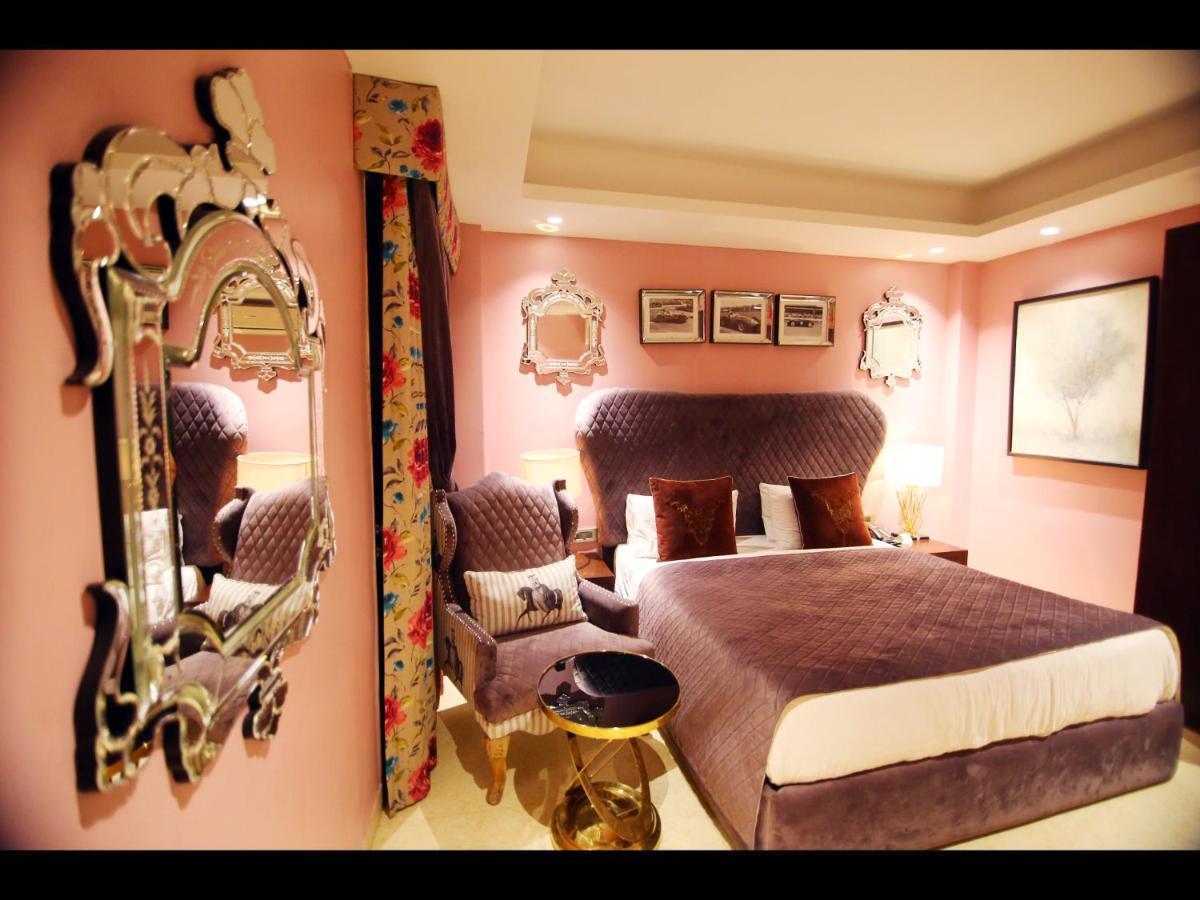 デリー アイビー ハウス Bed & Breakfast エクステリア 写真